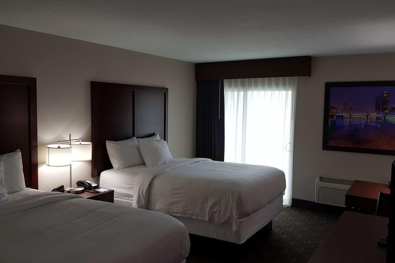 Baymont By Wyndham Grand Rapids Near Downtown 호텔 와이오밍 외부 사진